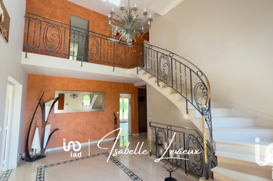 Maison 9 pièces 749000 €