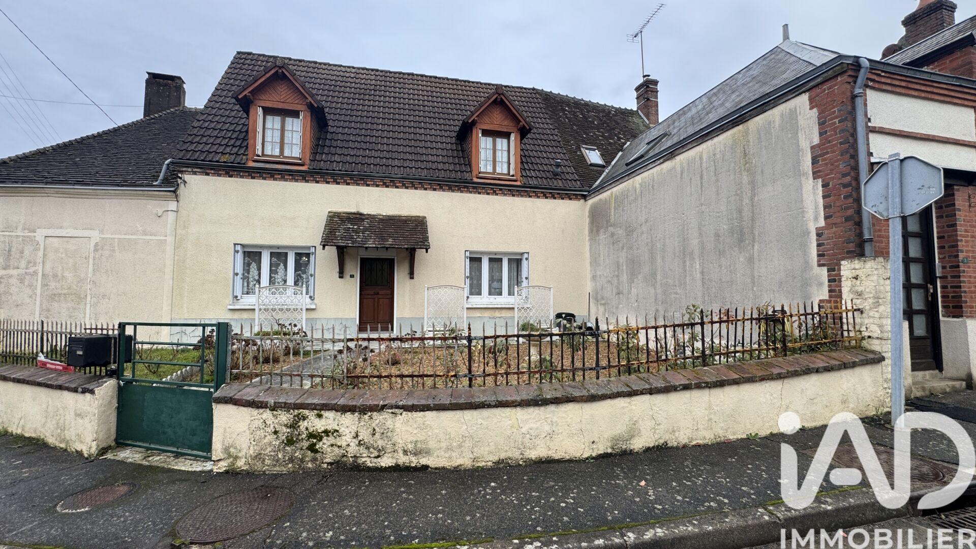 Chauvigny-Du-Perche - 123m² - 5p. - 4ch.
