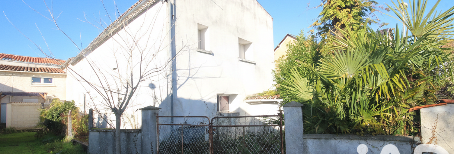 Maison 5 Pièces 110 m² à vendre à Loulay (17330)