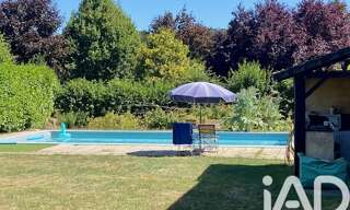 Maison 6 Pièces 210 m² à vendre à La Vineuse sur Fregande (71250)