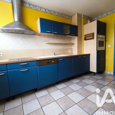 Appartement 4 pièces 117000 €