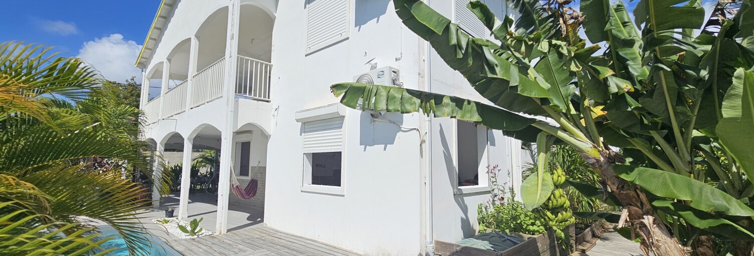 Maison 8 Pièces 200 m² à vendre à Sainte-Anne (97180)