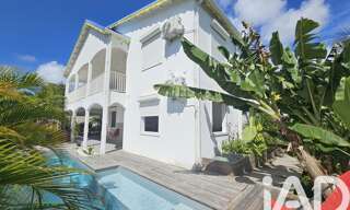 Maison 8 Pièces 200 m² à vendre à Sainte-Anne (97180)