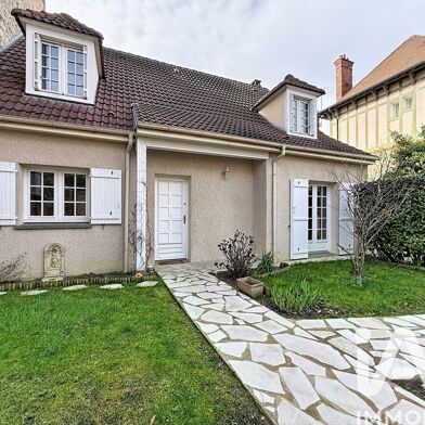 Maison 6 pièces 695000 €