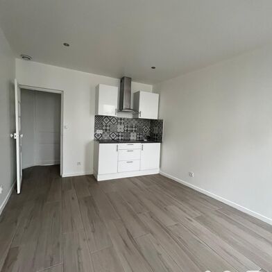 Appartement 2 pièces 770 €