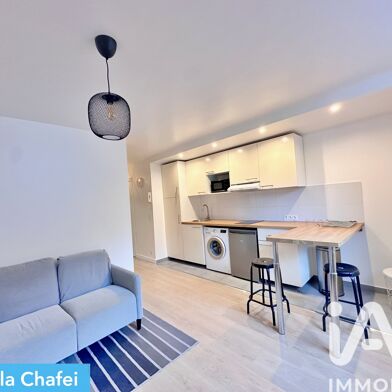 Appartement 2 pièces 900 €