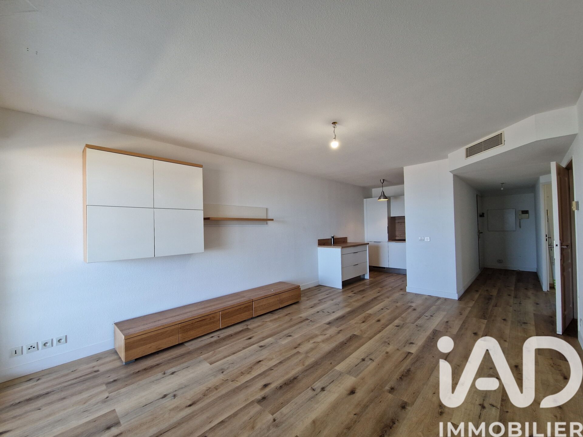 Vente Appartement 3 pièces - Photo 2