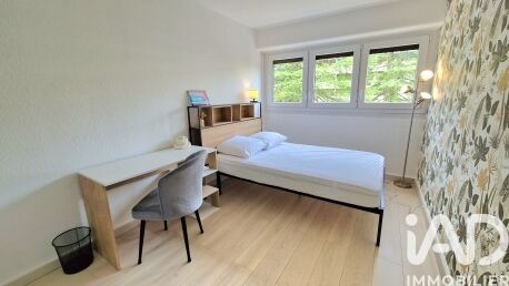Appartement à louer, 5 pièces, 94 m², Pessac
