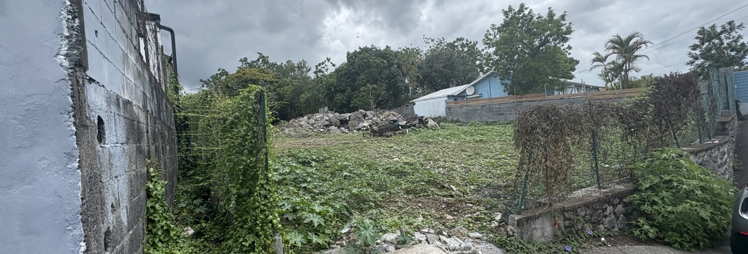 Terrain  290 m² à vendre à Le Tampon (97430)