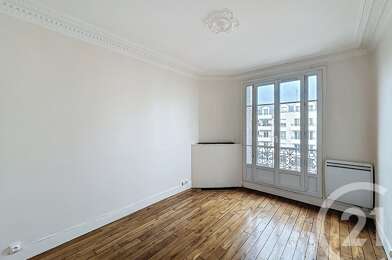 Appartement 3 pièces 1050 €