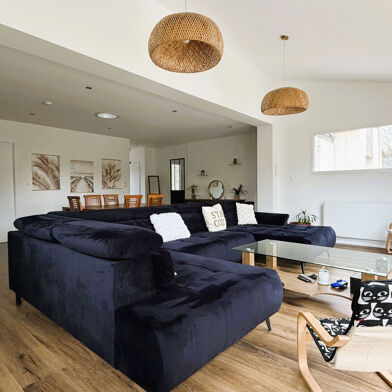 Maison 7 pièces 399000 €