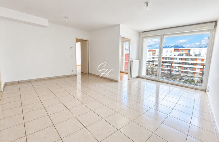 GRENOBLE Appartement T2 bis / T3 - 2 chambres - secteur VIGNY M — photo 3