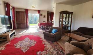 Maison 8 Pièces 450 m² à louer à Saint-Julien-en-Genevois (74160)