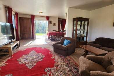 Maison 8 pièces 3600 €