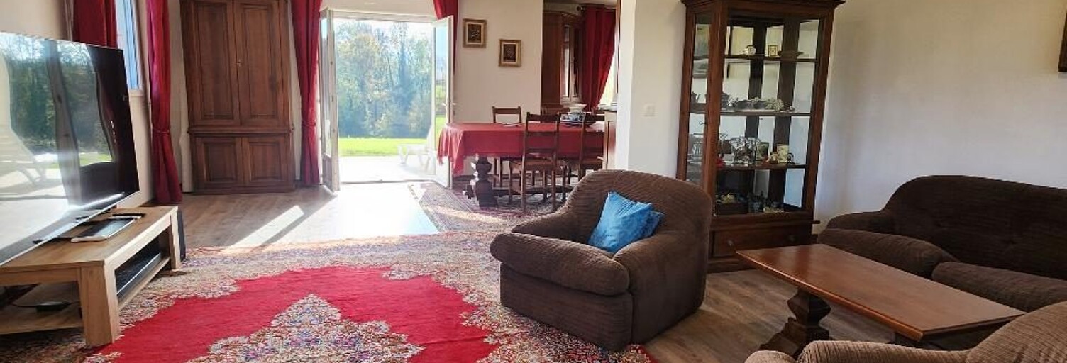 Maison 8 Pièces 450 m² à louer à Saint-Julien-en-Genevois (74160)