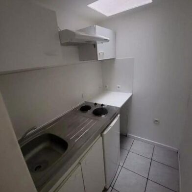 Appartement 1 pièces 590 €