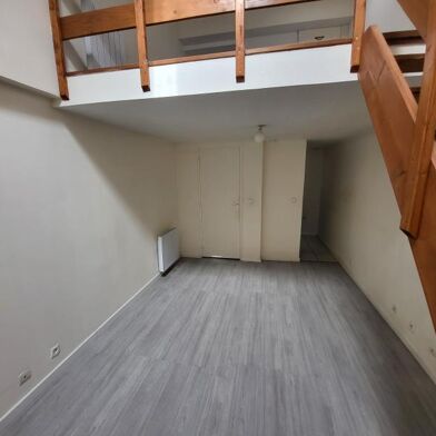 Appartement 1 pièces 590 €