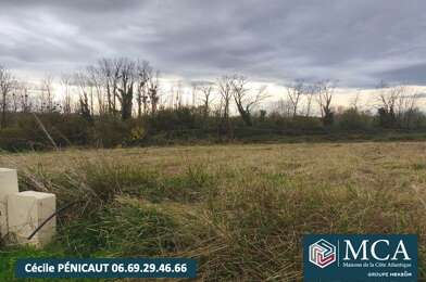 Terrain  79000 €