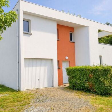 Maison 5 pièces 260000 €