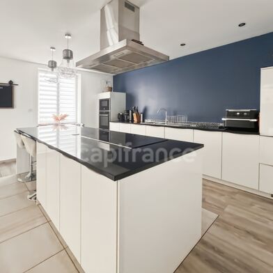 Maison 6 pièces 472000 €