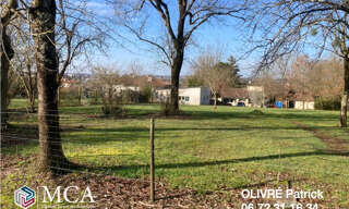 Terrain  761 m² à vendre à Fontcouverte (17100)