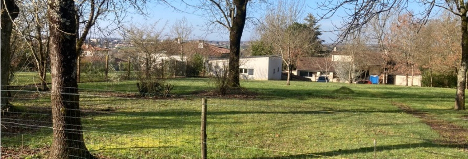 Terrain  761 m² à vendre à Fontcouverte (17100)