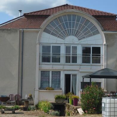 Maison 10 pièces 222000 €