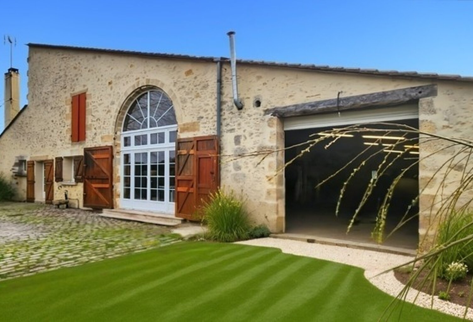 Maison à vendre 10 pièces TOULENNE (33) — photo 1