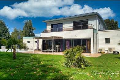 Maison 10 pièces 499200 €