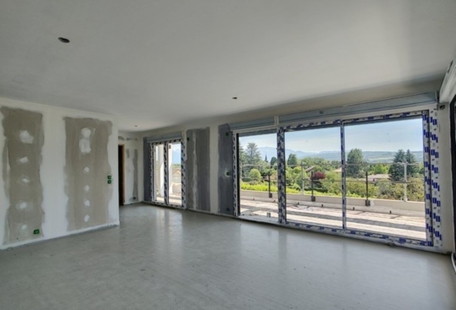Appartement à vendre 3 pièces attique VETRAZ MONTHOUX (74) — photo 1