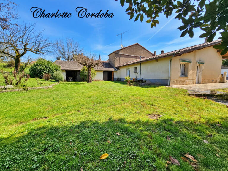 Maison plain-pied 3 chambres - Double garage - Dépendances - 1920 m² de terrain et 1060m² de bois — photo 1