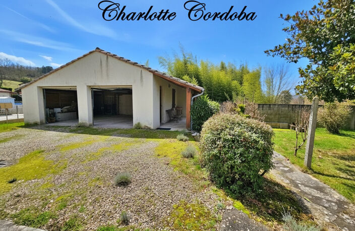 Maison plain-pied 3 chambres - Double garage - Dépendances - 1920 m² de terrain et 1060m² de bois — photo 5