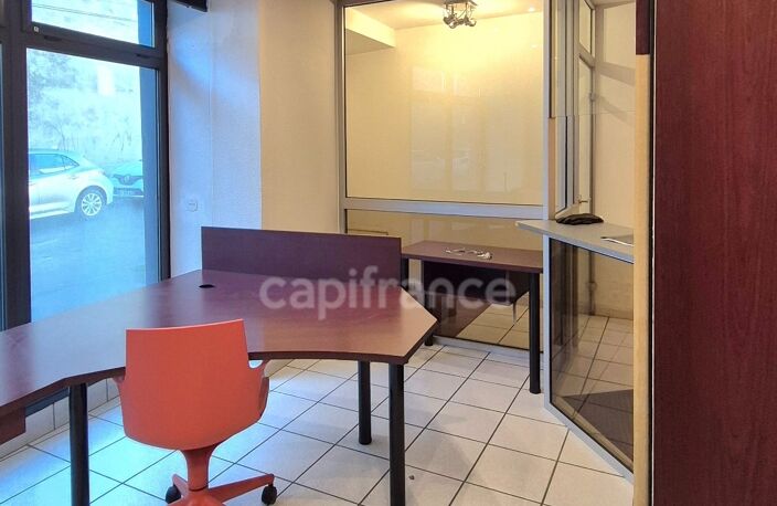 Exclusivité  – Maison/immeuble de Bureaux TARBES (65) — photo 4