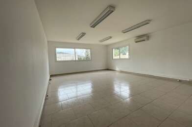 Bureau 1 pièces 800 €