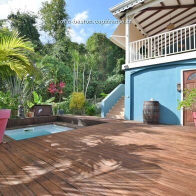 Maison 4 pièces 499200 €