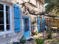 Maison en pierre de caractère au Sambuc – 3 chambres, terrasse et charme authentique en Camargue — photo 2