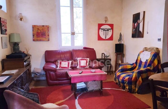 Maison en pierre de caractère au Sambuc – 3 chambres, terrasse et charme authentique en Camargue — photo 4