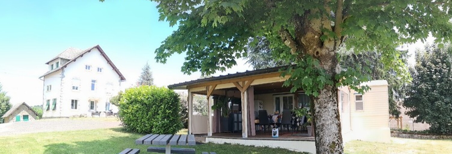 Commerce 12 Pièces 1096 m² à vendre à Montsalvy (15120)