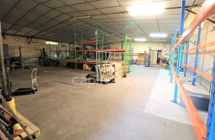 A vendre Dpt (71) à Saint-Léger-Sur-Dheune Entrepôt Local commercial professionnel de 400 m² — photo 3