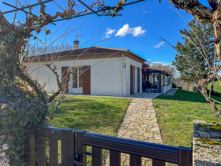 Maison à vendre 8 pièces MONTAYRAL (47) de 185 m2 sur un terrain de 3642 m2 — photo 1