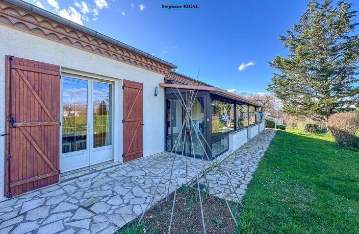 Maison à vendre 8 pièces MONTAYRAL (47) de 185 m2 sur un terrain de 3642 m2 — photo 3