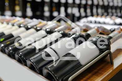 Commerce 3 pièces 134400 €