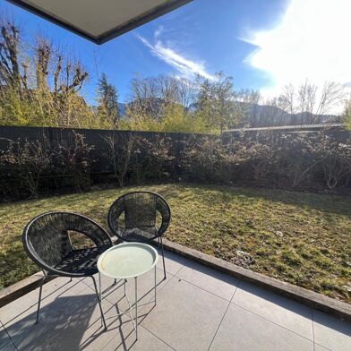 Maison 4 pièces 494400 €