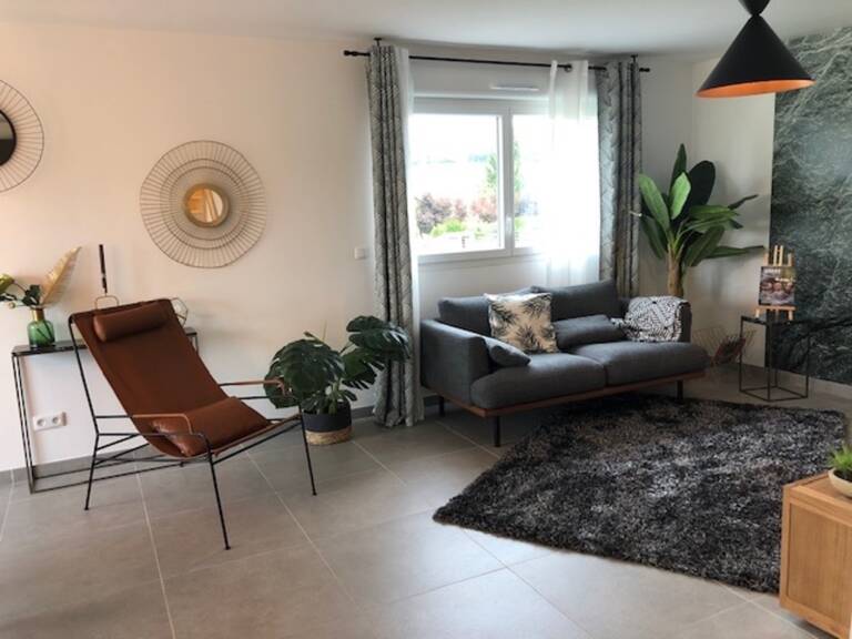 Appartement à vendre 2 pièces LA ROCHE SUR FORON (74) — photo 1