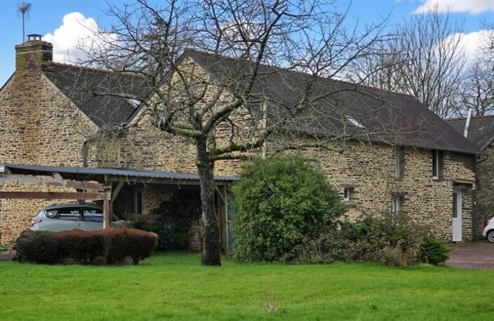 A Vendre Maison longère en pierre de 200 m² - 7 pièces + gite à  PLELAN LE GRAND (35) — photo 4