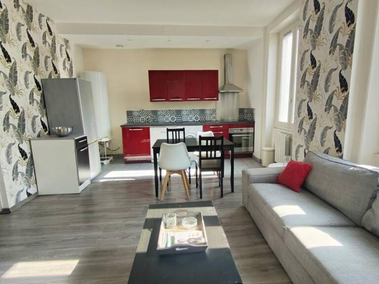 À louer – Appartement meublé 4 chambres – Rue Étienne Boisson — photo 1