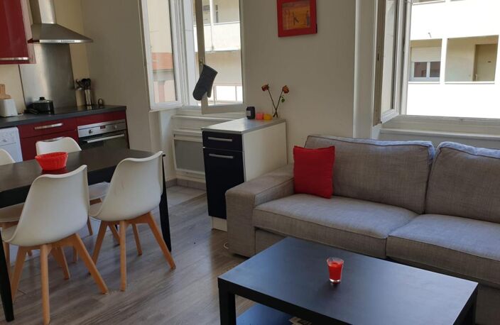 À louer – Appartement meublé 4 chambres – Rue Étienne Boisson — photo 3