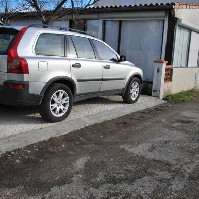 Appartement 1 pièces 700 €