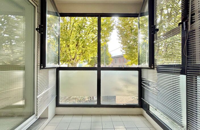 Appartement T3 de 58 m² avec jardin d'hiver — Résidence Vert Calade — photo 5