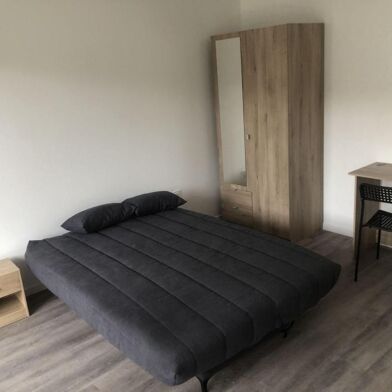 Appartement 4 pièces 450 €